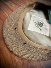 Charger l'image dans la galerie, Old England Paris casquette vintage à carreaux en laine et cachemire 57