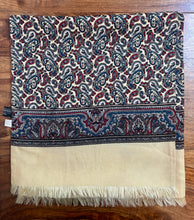 Charger l'image dans la galerie, Brooks Brothers foulard paisley 100% soie Made in England