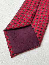 Lade das Bild in den Galerie-Viewer, Cravats of London cravate rouge en laine Made in England