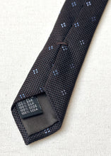 Carica l'immagine nel visualizzatore di Gallery, Cravatta vintage club Personality Milano in seta grenadine, Made in Italy