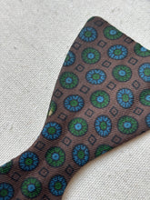 Charger l'image dans la galerie, Duo de noeuds papillon en soie vintage