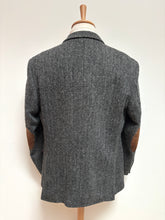 Load image into Gallery viewer, Harris Tweed X Charles Robertson blazer en laine à chevrons 54