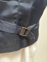 Charger l'image dans la galerie, Costume à rayures vintage trois pièces en pure laine peignée 48/M