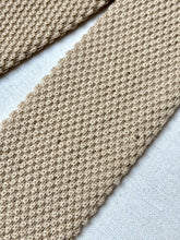 Charger l'image dans la galerie, Cravate beige maille vintage en laine Made in Italy