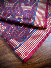 Charger l'image dans la galerie, Pochette paisley vintage en soie Francesco Smalto Made in Italy