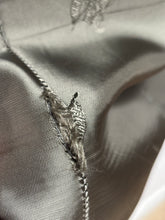 Charger l'image dans la galerie, Burberry gilet vintage tweed en pure laine vierge 58