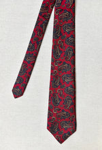Charger l'image dans la galerie, Duo de cravates vintage en soie Jacques fath / Charlot