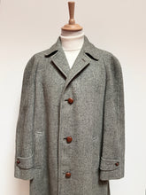Afbeelding in Gallery-weergave laden, Harris Tweed manteau classique tweed raglan en pure laine Made in USA