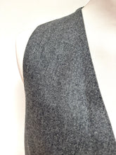 Charger l'image dans la galerie, Gilet de costume gris vintage en flanelle de laine 52/54