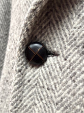 Charger l'image dans la galerie, Manteau caban croisé à chevrons en pure laine vierge Made in Italy 50