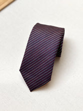 Carica l'immagine nel visualizzatore di Gallery, Vivax by Sambrook Witting cravate rayée 100% laine Made in England