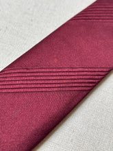 Charger l'image dans la galerie, Duo de cravates Charvet vintage en soie
