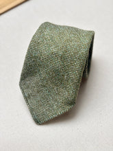 Charger l'image dans la galerie, The Scotch House cravate en laine vierge Made in Scotland
