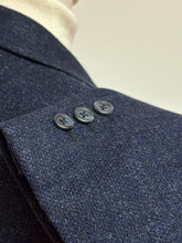 Carica l'immagine nel visualizzatore di Gallery, Blazer in tweed a spina di pesce Harris Tweed X Visconti 52