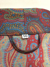 Afbeelding in Gallery-weergave laden, Cerruti robe de chambre paisley vintage à col châle en pure soie Made in France