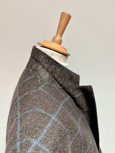 Načíst obrázek do prohlížeče Galerie, Hnědo-modré kostkované sako Loro Piana s okénkami, 100% kašmír, velikost 58/60