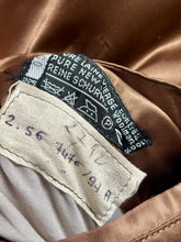 Charger l'image dans la galerie, Mavest Paris manteau beige croisé à chevrons en laine Made in France