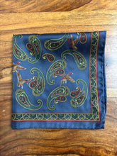 Načíst obrázek do prohlížeče Galerie, Trio de pochettes vintage en soie Made in Italy