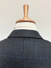 Lade das Bild in den Galerie-Viewer, Loro Piana blazer gris en laine et cachemire à carreaux Prince de Galles 48