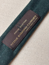 Charger l'image dans la galerie, TM Lewin by John Francomb cravate verte en laine Vitale Barberis Canonico