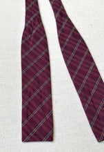 Cargar imagen en el visor de la galería, Noeud papillon vintage bordeaux en soie Made in France