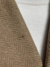 Charger l'image dans la galerie, Mavest Paris manteau beige croisé à chevrons en laine Made in France