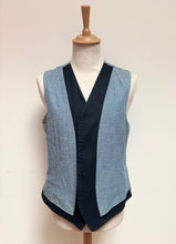 Charger l'image dans la galerie, Façonnable gilet vintage bleu marine 100% coton