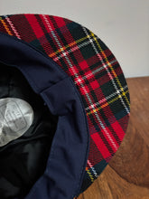 Charger l'image dans la galerie, Scott & Co Hatters casquette vintage à carreaux Deerstalker en laine taille 57