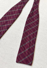Cargar imagen en el visor de la galería, Noeud papillon vintage bordeaux en soie Made in France