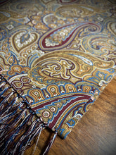 Charger l'image dans la galerie, Foulard classique en soie à motif floral Made in italy