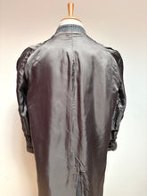 Charger l'image dans la galerie, Manteau vintage raglan Prince de Galles en pure laine vierge Made in France Taille 50/L