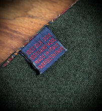 Load image into Gallery viewer, Leonardo Strelli X Tie Rack écharpe paisley double face en laine et soie Made in Italy