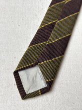 Charger l'image dans la galerie, Cravate club vintage en laine Made in Italy