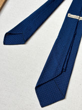 Carica l'immagine nel visualizzatore di Gallery, Cravatta vintage club Personality Milano in seta grenadine, Made in Italy