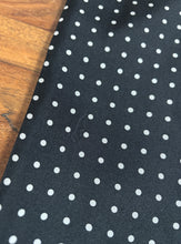 Cargar imagen en el visor de la galería, Walker Slater foulard à pois double face en laine et soie Made in England