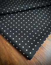 Cargar imagen en el visor de la galería, Walker Slater foulard à pois double face en laine et soie Made in England