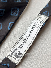 Charger l'image dans la galerie, Noeud papillon vintage marron en soie Made in Italy