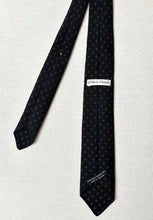 Afbeelding in Gallery-weergave laden, Al Duca d’Aosta cravate noire en laine Made in England
