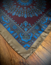 Cargar imagen en el visor de la galería, Pochette vintage en soie à motif floral