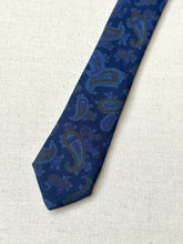 Charger l'image dans la galerie, Curling cravate paisley en soie Made in France