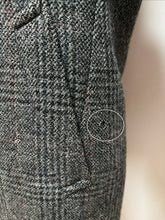 Charger l'image dans la galerie, Manteau vintage en pure laine vierge à carreaux XS