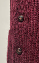 Load image into Gallery viewer, Walbusch cardigan bordeaux à col châle en laine vierge 52 Made in Great Britain