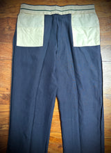Charger l'image dans la galerie, Pantalon bleu marine vintage à doubles pinces en pur lin 52/54