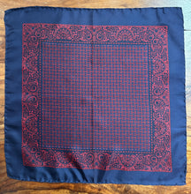 Cargar imagen en el visor de la galería, Duo de pochettes vintage en soie