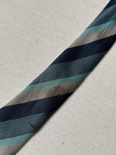 Charger l'image dans la galerie, Duo de cravates Charvet vintage en soie