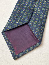 Charger l'image dans la galerie, Duo de cravates paisley vintage en soie Façonnable