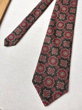 Načíst obrázek do prohlížeče Galerie, Vivax X Davide Cenci cravate vintage à motif géométrique en laine Made in England