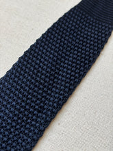Načíst obrázek do prohlížeče Galerie, Duo de cravates vintage en tricot de soie