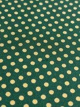 Charger l'image dans la galerie, Pochette de costume à pois en soie Made in Italy