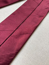 Charger l'image dans la galerie, Duo de cravates Charvet vintage en soie